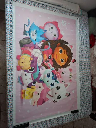 Painel a Casa Mágica da Gabby Festa Banner 1,60 X 1 06<br><br>R$:25,00