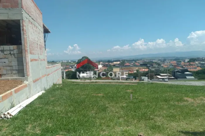 Lote em condomínio em Estrada Municipal Professora Olívia Alegri - Caçapava Velha - Caçapa