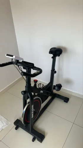 Bicicleta Ergométrica Odin Fit pace 2500 6kg inercia