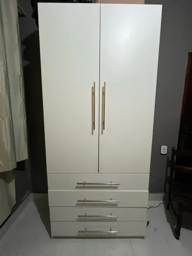 Guarda-roupa branco 2 portas com 4 gavetas - Excelente estado