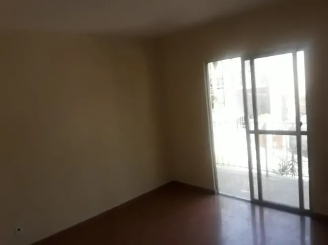 Imóvel para venda tem 90 metros quadrados com 2 quartos em Ramos - Rio de Janeiro - RJ