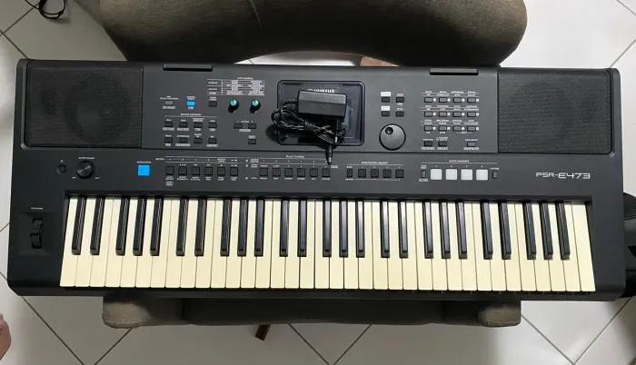Teclado Yamaha PSR-473