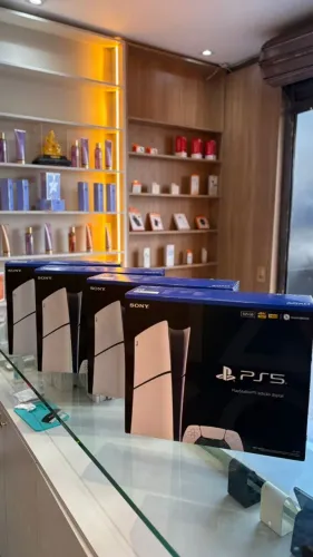 PLAYSTATIO 5 SLIM DIGITAL LACRADO