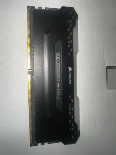Memória DDR 4 Corsair RGB 3000mhz