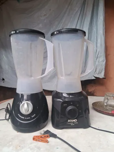 Liquidificador dois por 30 Reais so *