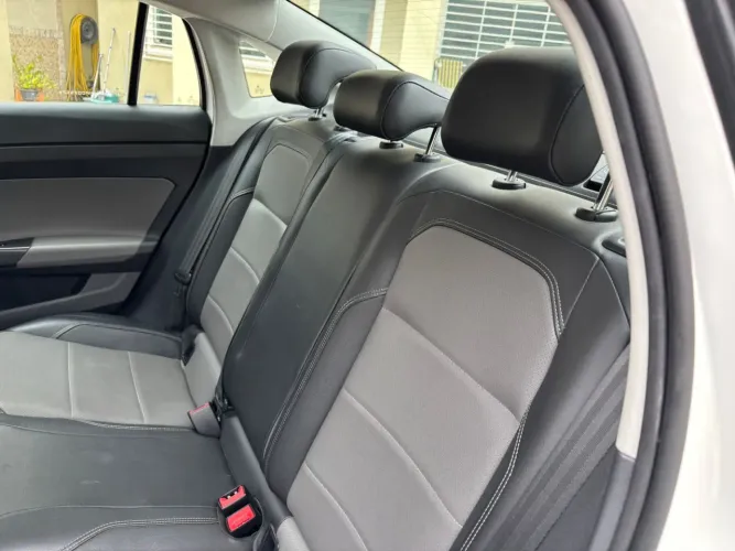 Volkswagen Virtus Highline 200 TSI 1.0 Flex 12V AUT 2021