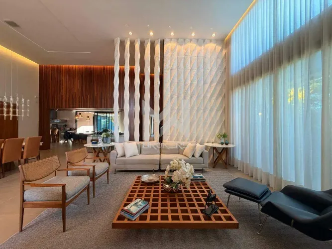 Casa de altíssimo padrão à venda no Condomínio Ypê Dourado em Valinhos/SP