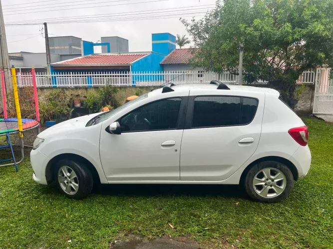 Renault Sandero Dyna. Easyr Hi-flex 1.6 8V 2015