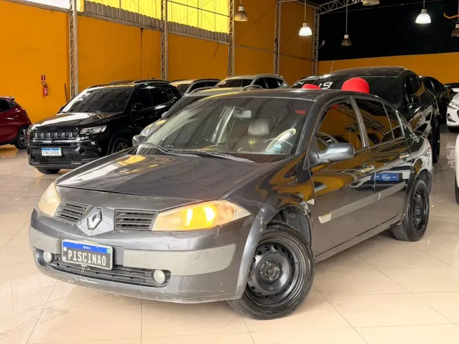 Renault Megane Sedan Dynamique Hi-flex 1.6 16V 2008
