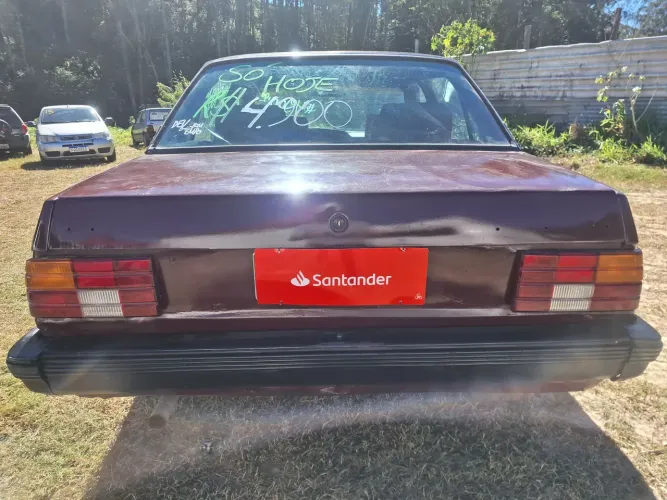 Chevrolet Monza GL 1.8 Efi/ SL/ L/ 650/barc. 2e4p (álcool) 1985