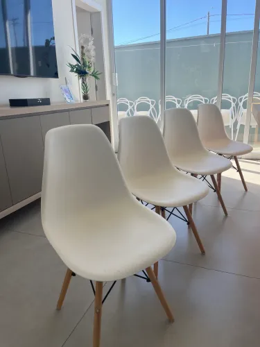 Cadeiras Charles Eames Eiffel