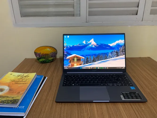 Galaxy Book 4 u300