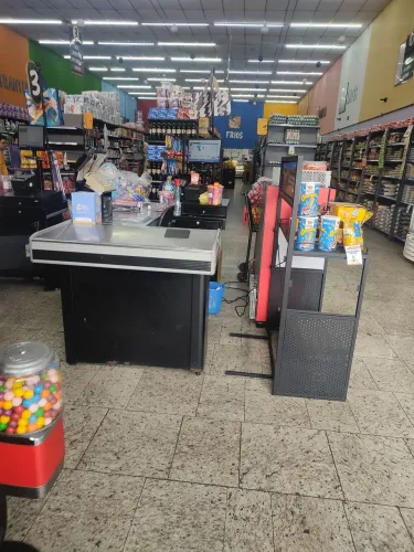 MERCADO  ZONA LESTE FATUR. 790 MIL, PREÇO 2 MILHÕES.
