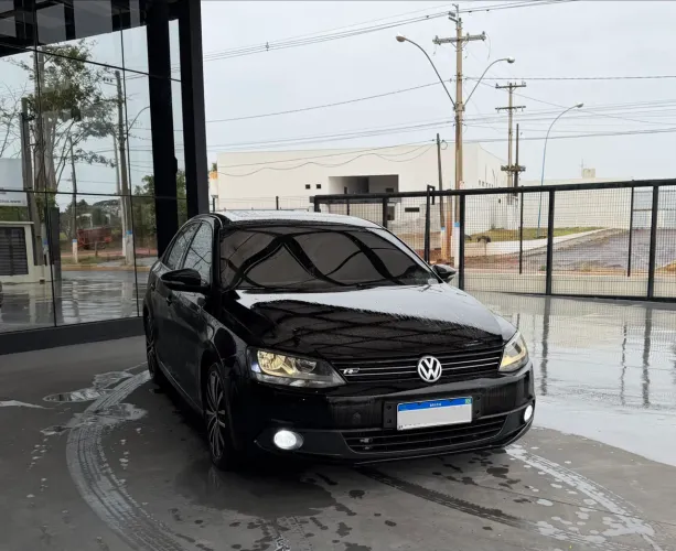 Volkswagen Jetta Comfortline 2.0 T.flex 8V 4P Tipt. 2011