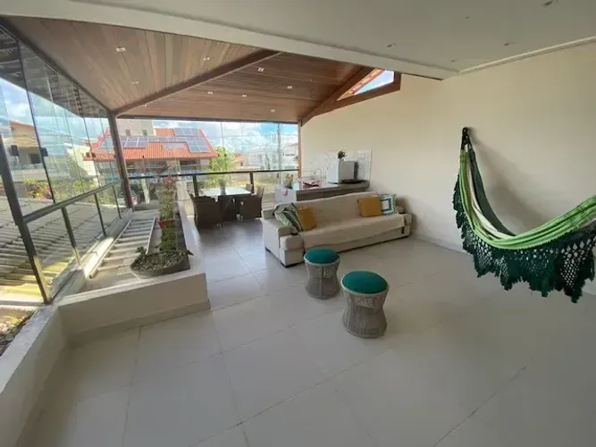 Casa em Condomínio Fechado no Altiplano, 3 suítes, 4 vagas - Lazer completo!