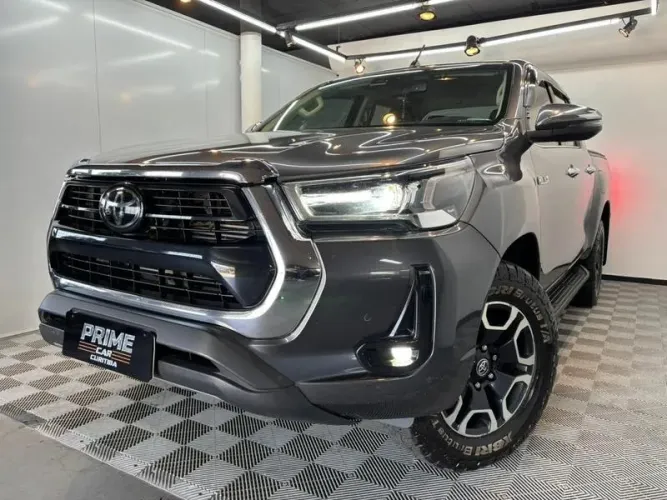 Toyota Hilux CD SRX Limited 4X4 2.8 TDI Die.aut 2021