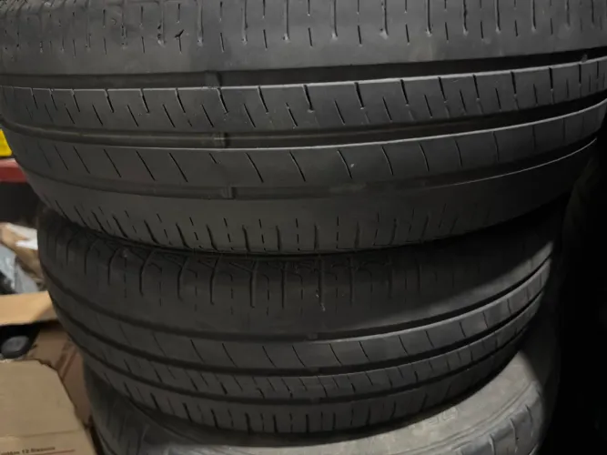 Pneu meia vida 175/65r14