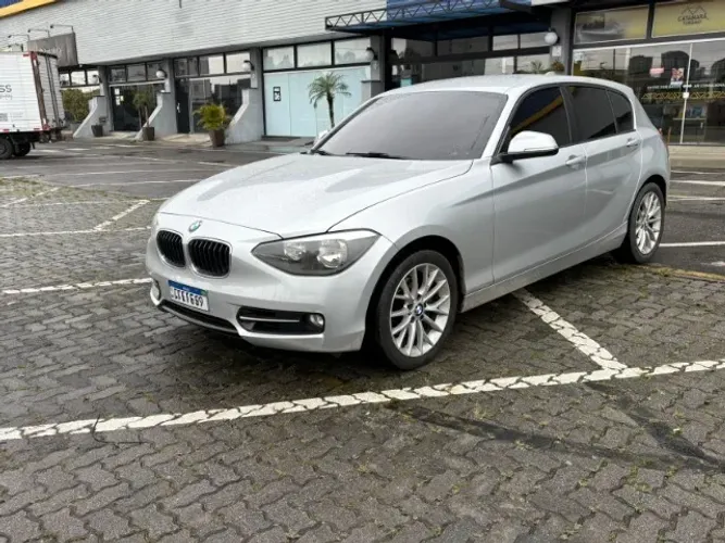 BMW 118IA / Urban/sport 1.6 TB 16V 170cv 5P 2013
