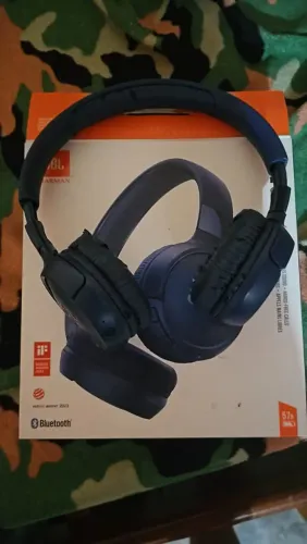 Fone de ouvido JBL azul