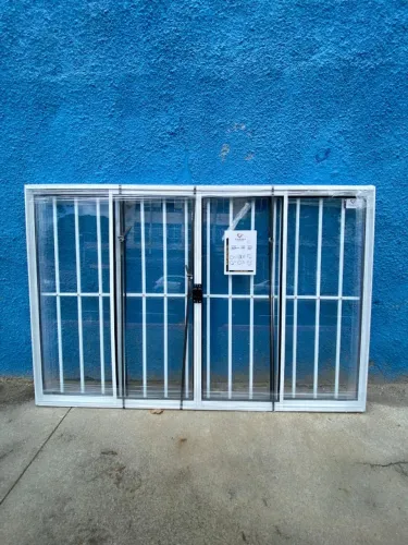 JANELA DE ALÚMINIO BRANCO COM GRADE 4F 1.00X1.50 - COMPRA CERTA