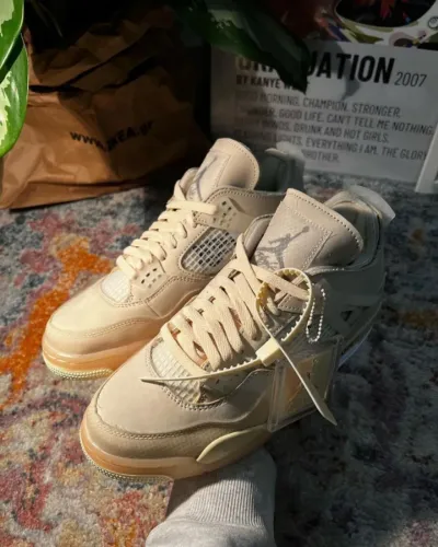 Tênis Nike Air Jordan 4 Off-White SAIL
