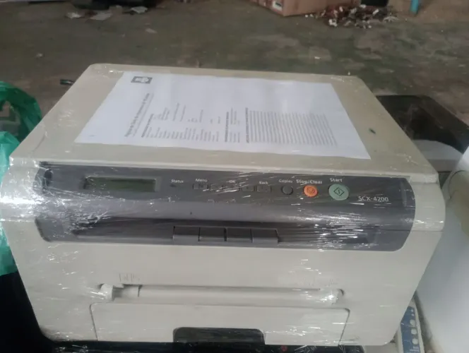 Impressora laser com Xerox e Scanner Samsung Scx 4200 Com Toner cheio p/ 3000 impressões