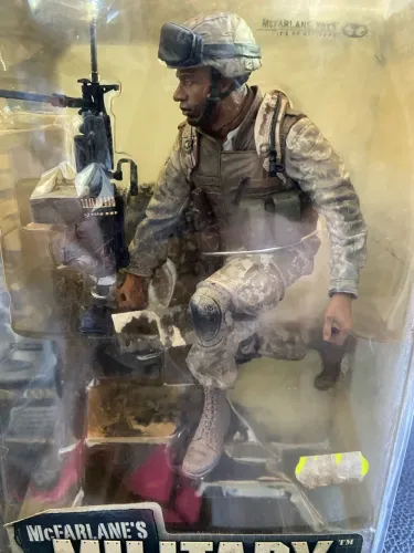 McFarlane's Marine SAW Gunner