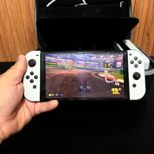 Nintendo Switch OLED Desbloqueado 256GB + Bag de Brinde
