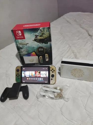 Nintendo Switch Oled edição do Zelda (bloqueado)