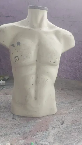 Manequim meio corpo