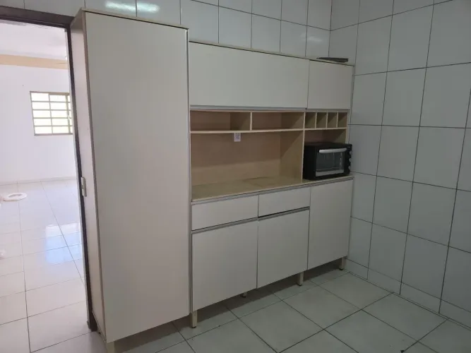 Armário modulado de cozinha