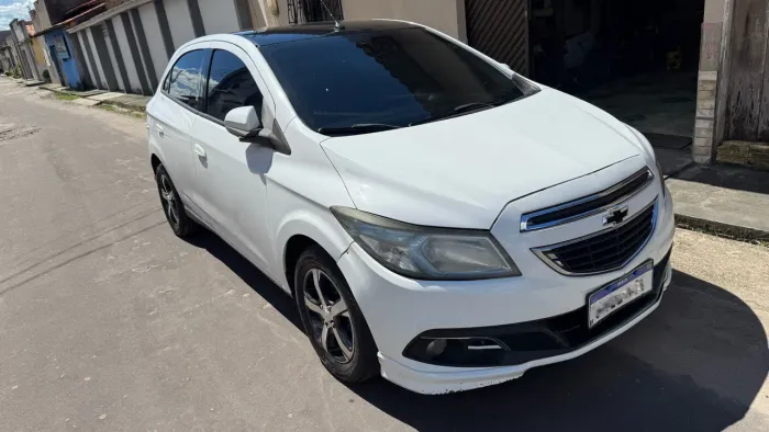 Chevrolet Onix Hatch LTZ 1.4 8V Flex Power Mec. 4P 2015
