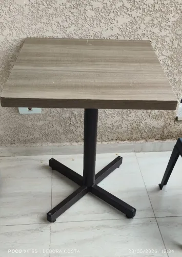 Mesa sacada 