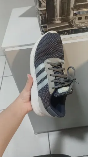 Tênis Adidas Academia