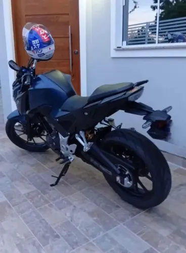Honda CB 300 2025