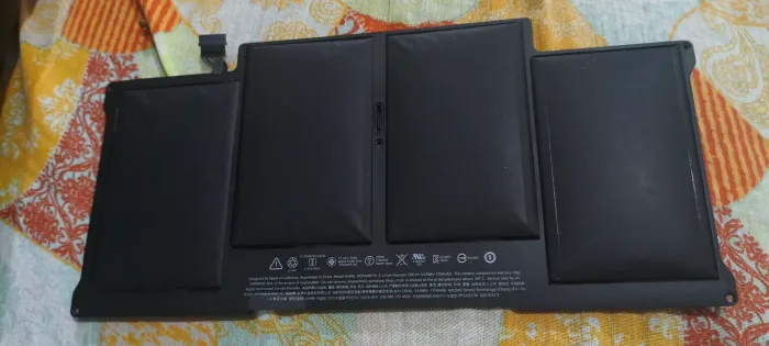 Bateria para MacBook Apple Air 13 A1466 funciona bom