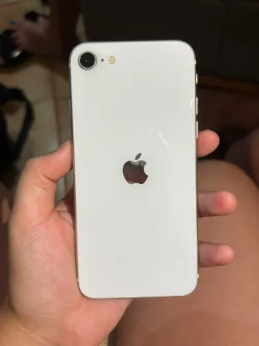 iPhone SE 2ª Geração 128GB - Bateria Nova! (Ótimo Estado)