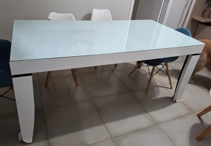 Doa-se mesa 6 lugares