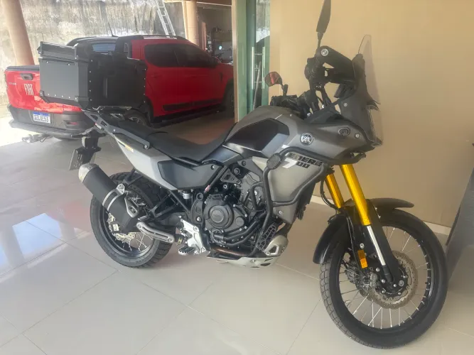 Vende-se uma tenere 700 estado de zera sem detalhes pra pessoa exigente