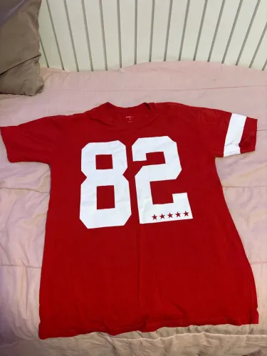 Blusa vermelha riachuelo