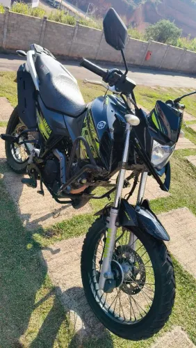 Vendo xtz crosser 150 2019 em bom estado de conservação só pegar e andar