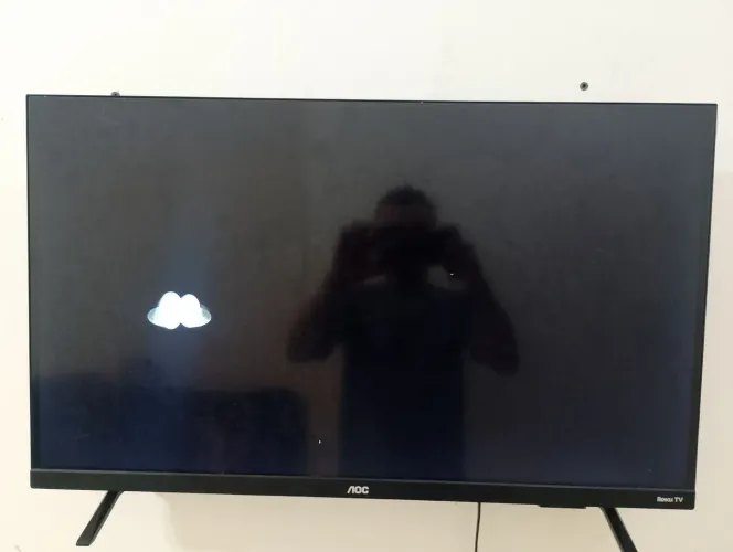 Vendo tv AOC roku TV 800