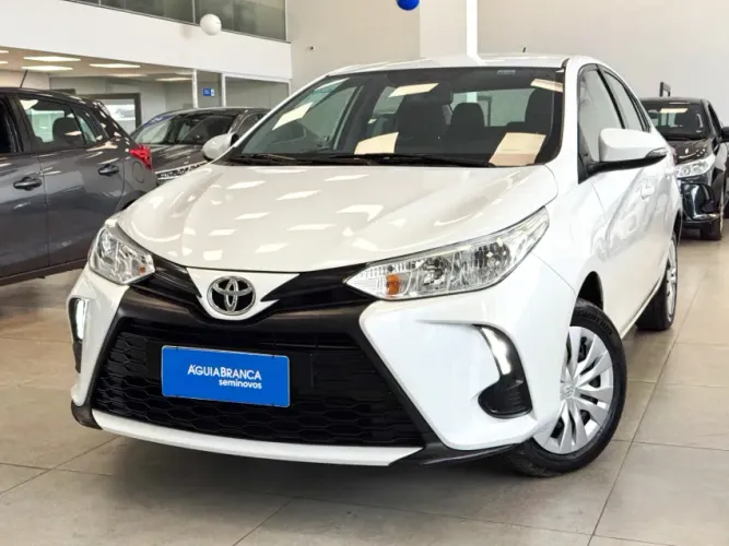 Toyota Yaris XL Sedan 1.5 Flex 16V 4P Aut. 2022