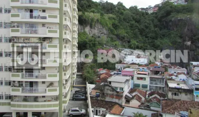 Catete Junto Metrô e Praia - Maravilhoso studio - Andar alto - Claro e silencioso - 27m² n