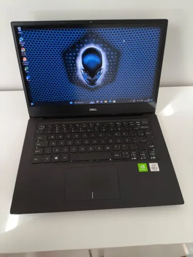 Notebook Dell Core i5 de 10° Geração Com Placa de Vídeo Dedicada e Teclado Retro Iluminado