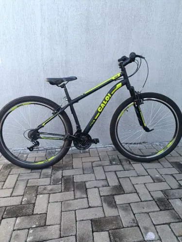 Bicicleta Aro 29 Caloi Velox em Aço 21 Marchas Quadro 17"