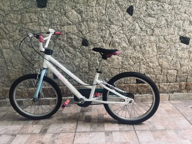 Bicicleta infantil aro 20 usada