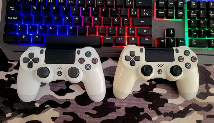 CONTROLE PS4 BRANCO ORIGINAL SONY