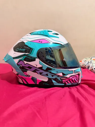 Capacete Norisk  feminino flow robert branco, rosa e verde