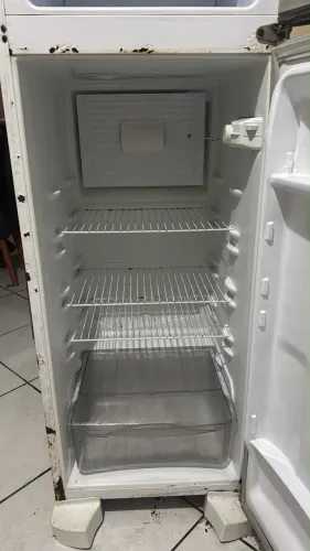 Geladeira cônsul